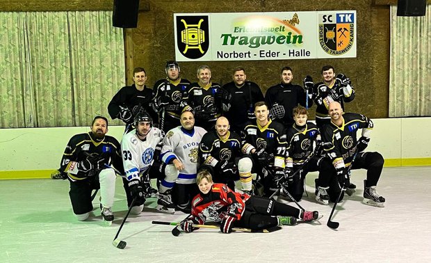 Gruppenfoto der Black-Hawks